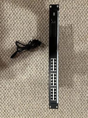 Switch de Ethernet Linksys EF3124, 24 Portas - Imagem 1 de 3