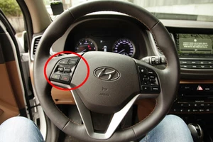 Genuine Steering Wheel Remote RADIO Switch LH-1 For 20116 2017+ Hyundai Tucson - Picture 1 of 8