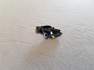 Pin's Auto / Car / Voiture - Porsche 911 cabriolet noire - Picture 1 of 1