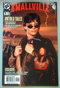 Smallville #5 ~ DC 2004 ~ Tom Welling - Kristin Kreuk cubierta en estado bastante bueno/casi nuevo - Imagen 1 de 2