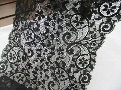 Dentelle de Calais noire vintage 1980 4,9 m x 16 cm - Photo 1/3