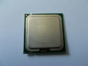 Intel Core2Duo E6600 SL9S8 Socket 775 Core 2 Duo Processor CPU FSB 1066, #SU162 - Picture 1 of 1