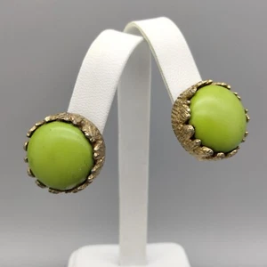 Pendientes de clip de porcelana verde lima MCM tono dorado clásicos de colección ¡GUAU!! - Imagen 1 de 7