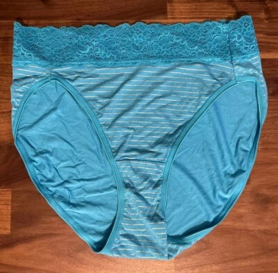 Soma Embraceable Super Soft Enchanting Lace Panties Stripes Metallic Shiny Sz M - Image 1 of 4