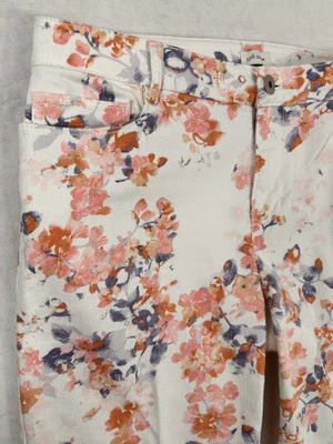 Pantalones cortos de mezclilla Jill talla 10 estampado floral jean bermuda 10” entrepierna para mujer Foto 1 de 4