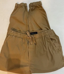 American Eagle Ne(x)t Level Flex khakifarbene Jogginghose für Herren Größe Small - Bild 1 von 3