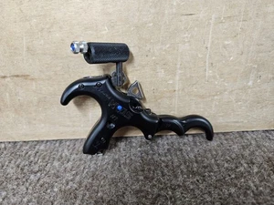 Stan Perfex Long Neck Training Lock 4 Finger Thumb Button Release - Picture 1 of 5