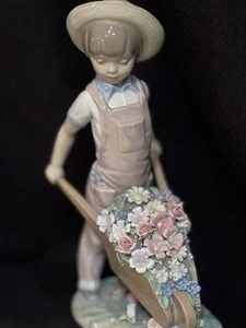 1974 Lladro Figur #1283 "Der kleine Gärtner" Junge & Schubkarre 8" ohne Karton - Bild 1 von 11