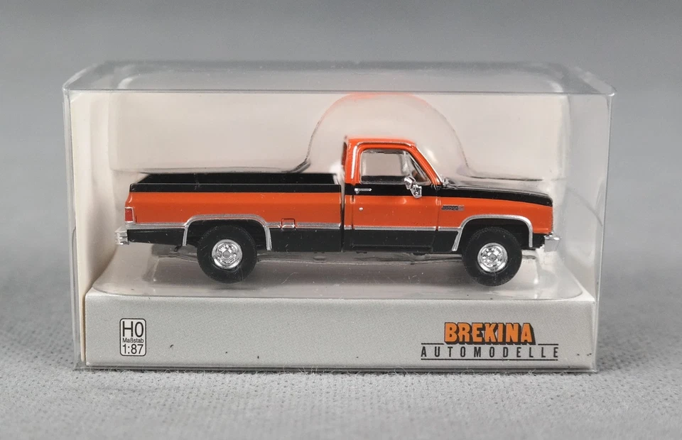 Brekina GMC Sierra Grande schwarz/orange Nr. 19662 1 87 /BRN2180