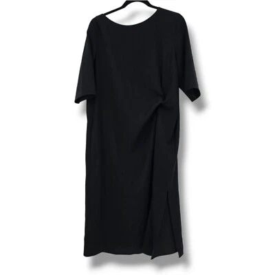 Vestido midi negro Georgio Armani estilo minimalista abertura lateral informal elegante para mujer Foto 1 de 4