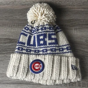 New Era Genuine Merchandise Chicago Cubs Knitted Pom Pom Hat Womens Sz S NWOT - Picture 1 of 6