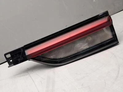 Luz trasera LED 68377974AD lado pasajero derecho OEM 2022-2024 Jeep Grand Cherokee Foto 1 de 4