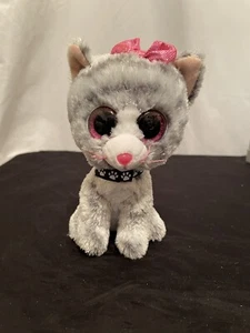 TY Beanie Boos KIKI el gato con ojos brillantes (tamaño regular 6 pulgadas) - Imagen 1 de 8