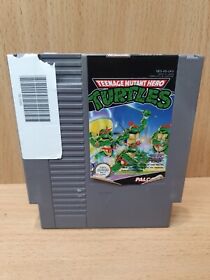 Teenage Mutant Hero Turtles - Nintendo NES (TMHT)-TESTED- CARTRIDGE ONLY