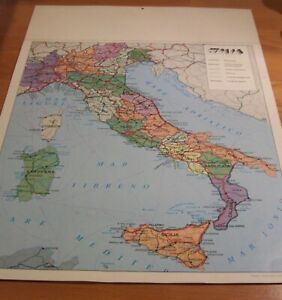 Carta geografica Italia politica vintage in 7 pagine con calendario 1996