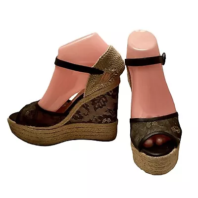 SANDALIAS MUJER CUERO NEGRO Y ENCAJE VALENTINO GARAVANI ALPARGATA CUÑA TACÓN 37 Foto 1 de 4