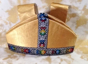 Mitra Bishop's, VESTMENT, dorado satinado con galones de colores, hecha a medida - Imagen 1 de 4