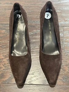 Antonio Melani Women Suede Brown Heel Size 7M Classic - Picture 1 of 8
