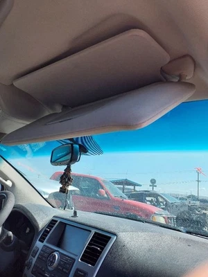 Parasol derecho pasajero iluminado para 04-15 ARMADA 2101609 Foto 1 de 4