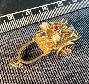 VINTAGE 14K YELLOW GOLD OLD FLOWER CART CHARM W STONES - Picture 1 of 3