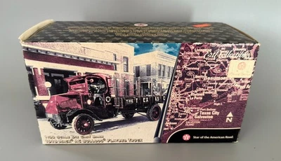 ERTL TEXACO 1918 MACK AC BULLDOG FLATBED TRUCK 1:32 SCALE DIE-CAST BANK - Image 1 of 4