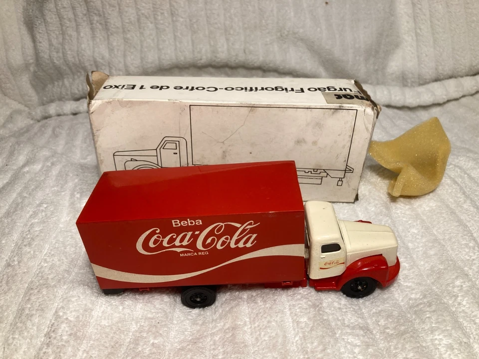 Rare JUE Minimac Brasil Scania Vabis Truck Container Beba Coca Cola 1:50 NIB - Image 1 of 4
