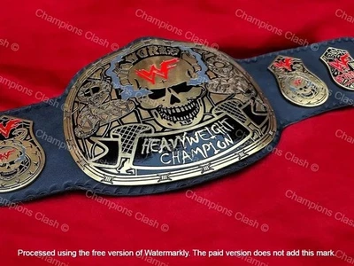Réplica de título de campeonato mundial de peso pesado frío piedra calavera fumando latón Foto 1 de 4