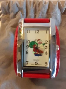 Orologio da polso al quarzo tono argento pelle rossa e cinturino a righe Babbo Natale - Foto 1 di 5