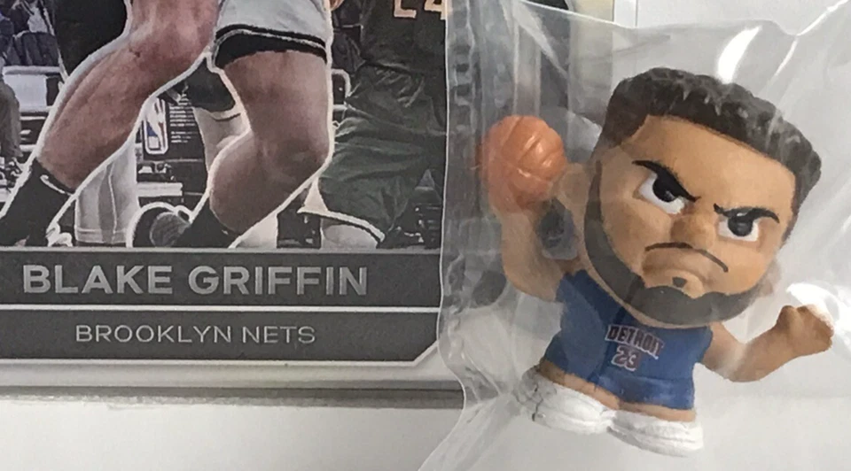 Figura Blake Griffin NBA Teenymates 1" con Prizm 2021-22 PLATA HOLO Prizm #178 Foto 1 de 4