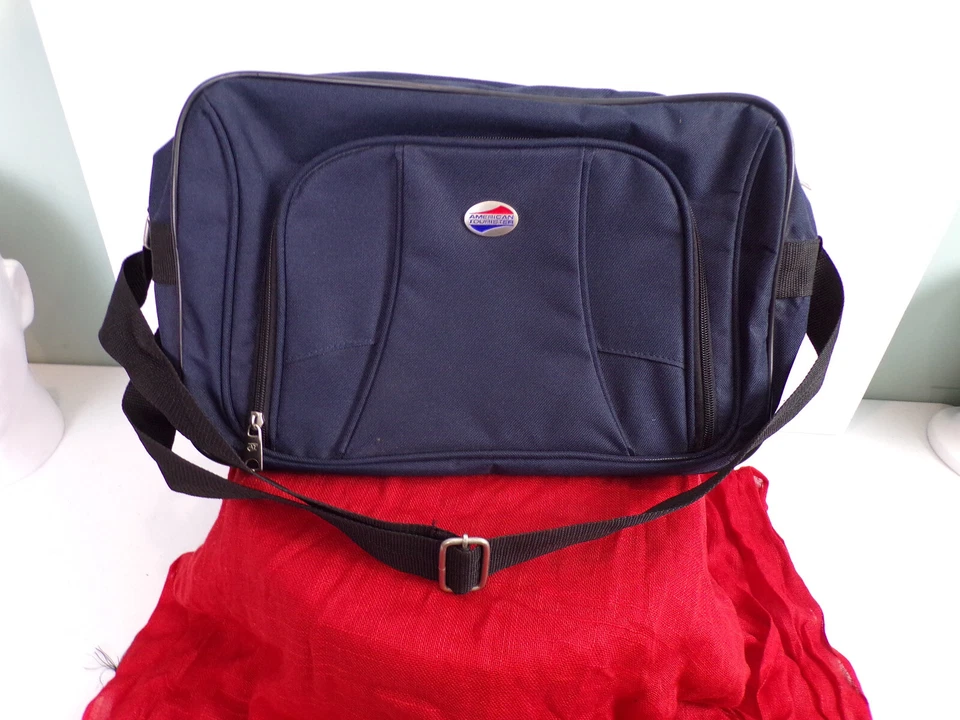 Bolso de mano pequeño American Tourister azul marino Foto 1 de 4
