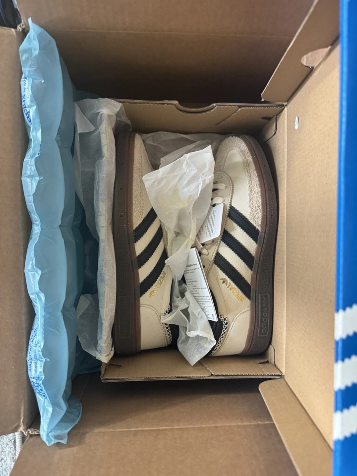 Size 6.5 - adidas Handball Spezial Aluminium Black Gum W - Image 1 of 3