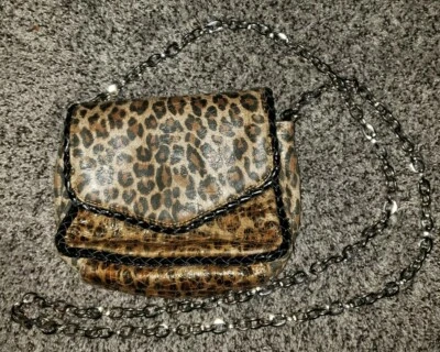SR SQUARED BY SONDRA ROBERTS XSMALL LEOPARD PRINT CHAIN CROSSBODY PURSE EUC! - Image 1 of 4