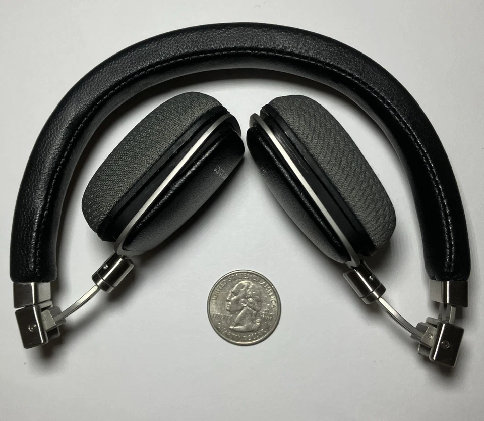 Harman Kardon RARE ! Soho Lie-Flat On-Ear Mini iOS Headphones (Black) wired - Image 1 of 4