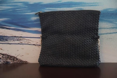 Cartera de cuero vegano trenzado Deux Lux Foto 1 de 2