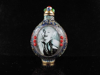 Botella de tabaco Cloisonne hecha a mano con patrón de figura con incrustación china Foto 1 de 4