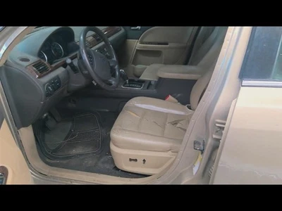 Rear View Mirror Automatic Dimming Fits 00-08 EXPEDITION 2158021 - Image 1 of 4