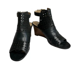 Sandali Johnston & Murphy Braley Perf zeppa neri punta aperta gabbia 7M preppy - Foto 1 di 8