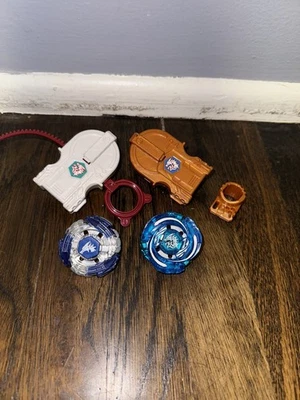Hasbro Beyblade Metal Fusion Fury Meteo L-Drago Lote de 2 con Lanzadores + Herramienta Foto 1 de 4