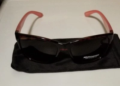 NUEVO CON ETIQUETAS Gafas de sol Skechers negras/rosas de plástico con marco pequeño, SE8019,57-17-140, 3.Lk.lk.lente Foto 1 de 4