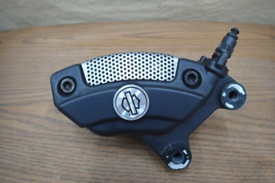 2011 HARLEY DAVIDSON ROAD KING POLÍCIA FLHPI pinça de freio dianteira direita - Imagem 1 de 4