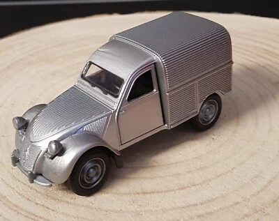 CITROEN 2 CV FOURGONNETTE , VON WELLY , SILBER , ca.: 1 : 43