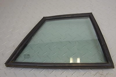JAGUAR XJS RIGHT OFFSIDE O/S REAR WINDOW GLASS RH RUBBER SEAL BD444871 BD46763 - Image 1 of 2
