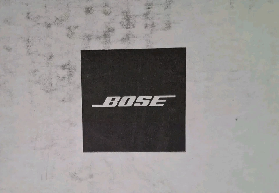 Barra de sonido inteligente Bose 550 con Dolby Atmos y WiFi™ Foto 1 de 4