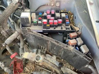 Subaru Impreza Outback 2.5L Engine Fuse Box 2008 2009 2010 2011 - Изображение 1 из 4