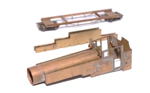 Weinert Bemo (?) Messing Dampflok Geh?use + Rahmen 4 achs. Wagen Schmalspur HOe - Bild 1 von 7