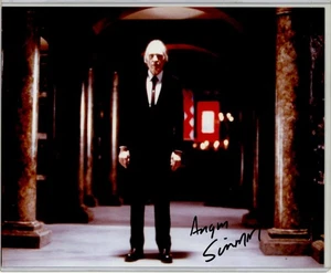 ANGUS SCRIMM THE TALL MAN PHANTASM SIGNED 8" X 10" PHOTO COA - Picture 1 of 2