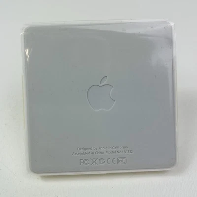 Genuine Apple iPad Dock Docking Station MC940ZM/A Model A1352 for iPad - Image 1 of 4