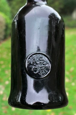 ANTIQUE c1760 A.S C.R ALL SOULS COMMON ROOM OXFORD BLACK GLASS CYL WINE BOTTLE - Image 1 of 4