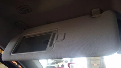 Used Left Sun Visor fits: 2016 Hyundai Sonata roof illuminated VIN 2 5th digit m - Image 1 of 4