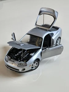 Modelo de coche Kyosho Toyota Supra MK4 JZA80 1:18 1/18 otomóvil modelo plateado - Imagen 1 de 17